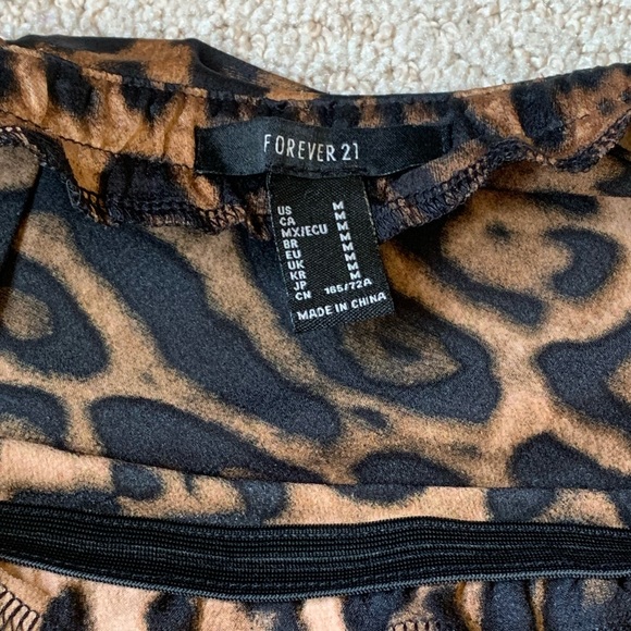Midi cheetah skirt: forever 21 - Picture 4 of 4